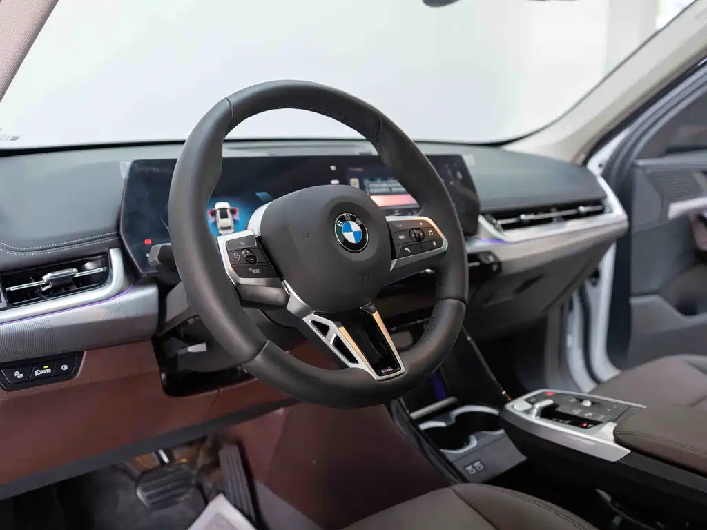 BMW X1 — миниатюра 11