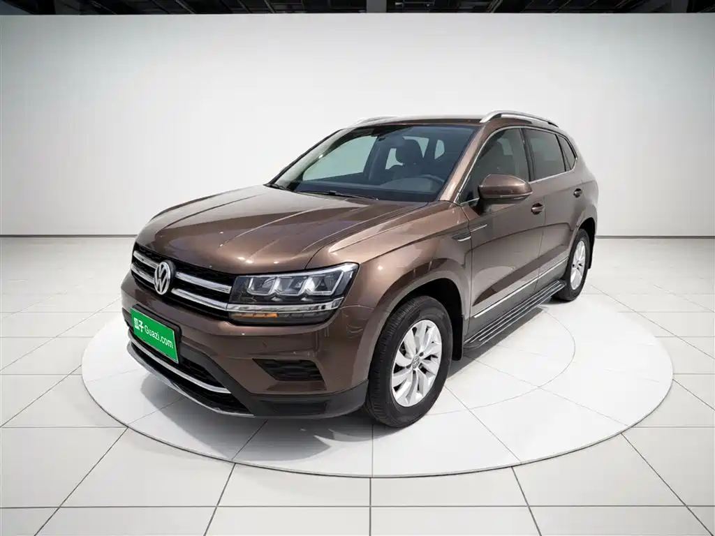 Volkswagen Tharu 2020