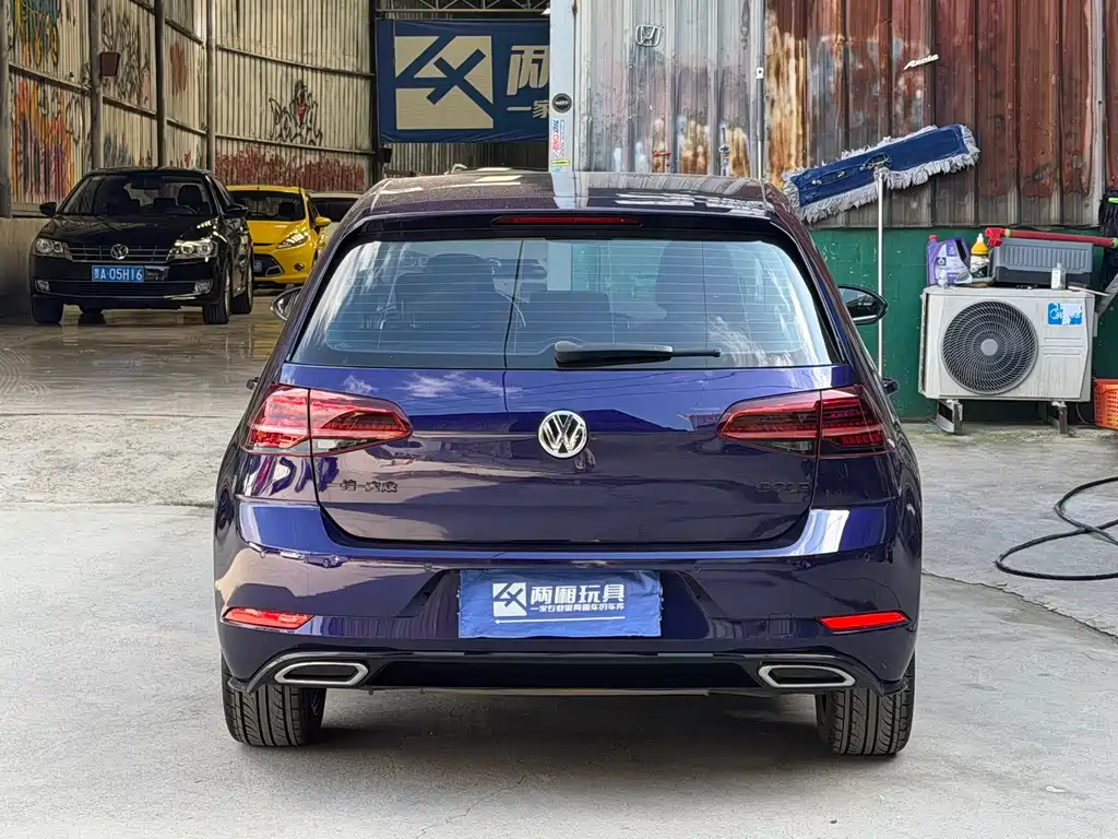 Volkswagen Golf — миниатюра 6