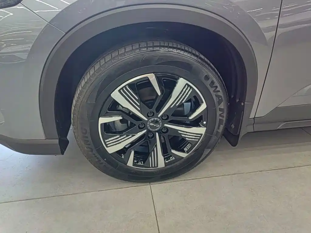 BYD Seal 05 DM-i — миниатюра 23