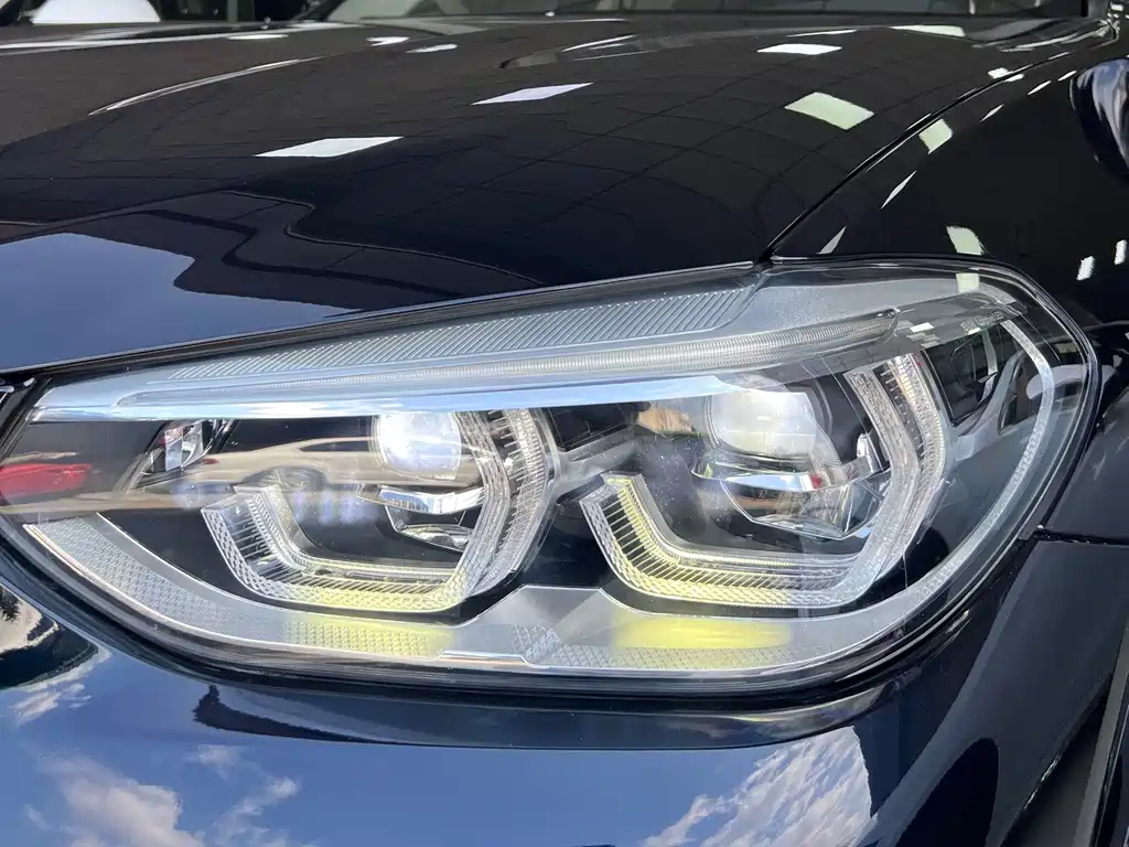 BMW X3 — миниатюра 9