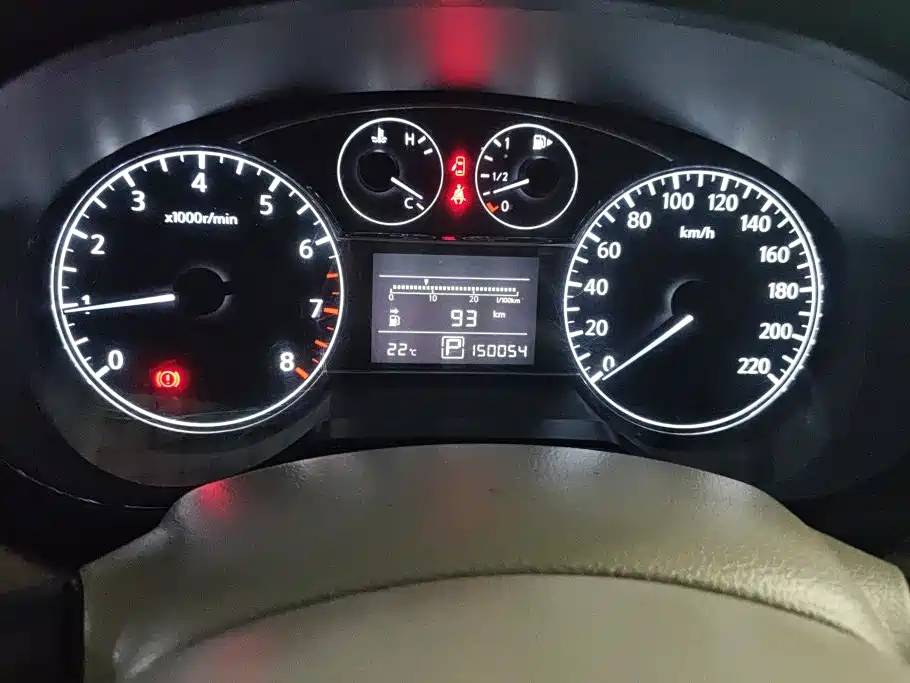 Nissan Tiida — миниатюра 14