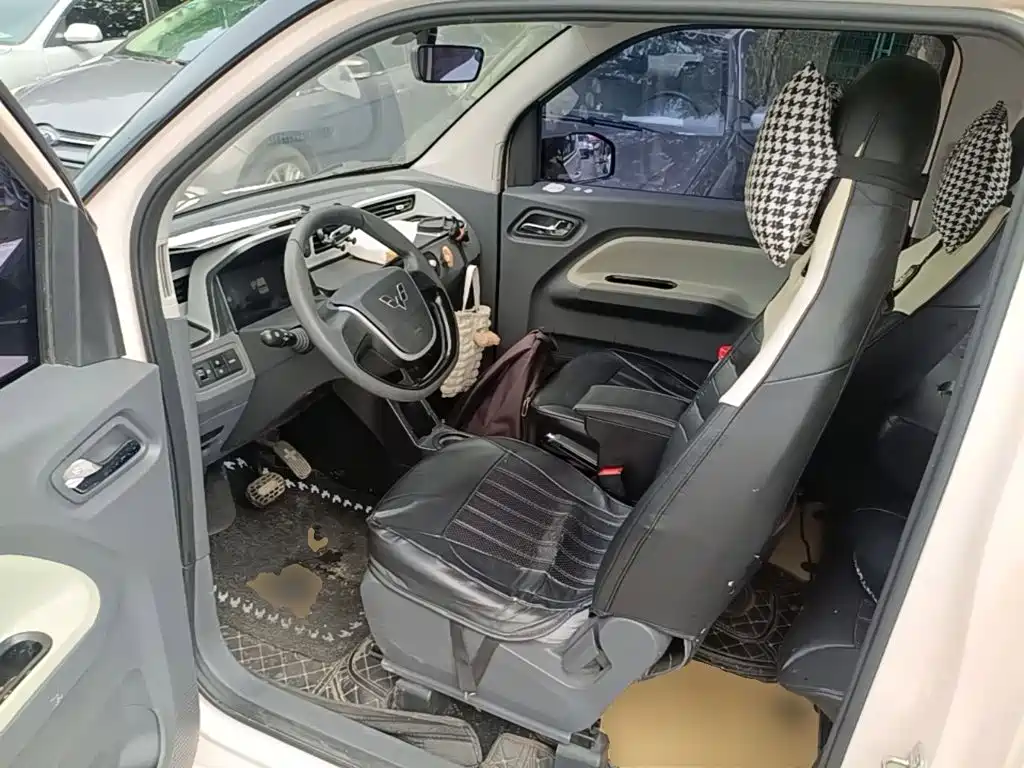 Wuling MINIEV — миниатюра 15