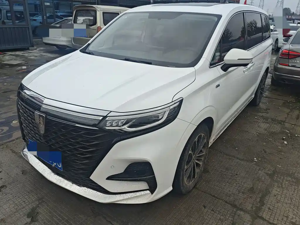 ROEWE  IMAX8
