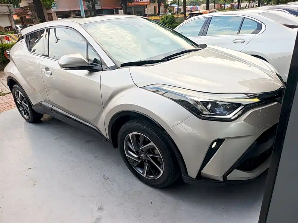 Toyota C-HR — миниатюра 4