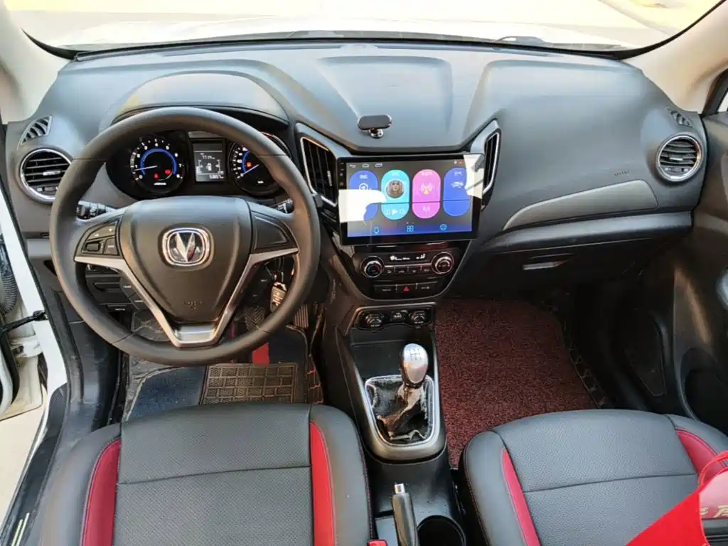 Changan CS15 — миниатюра 10