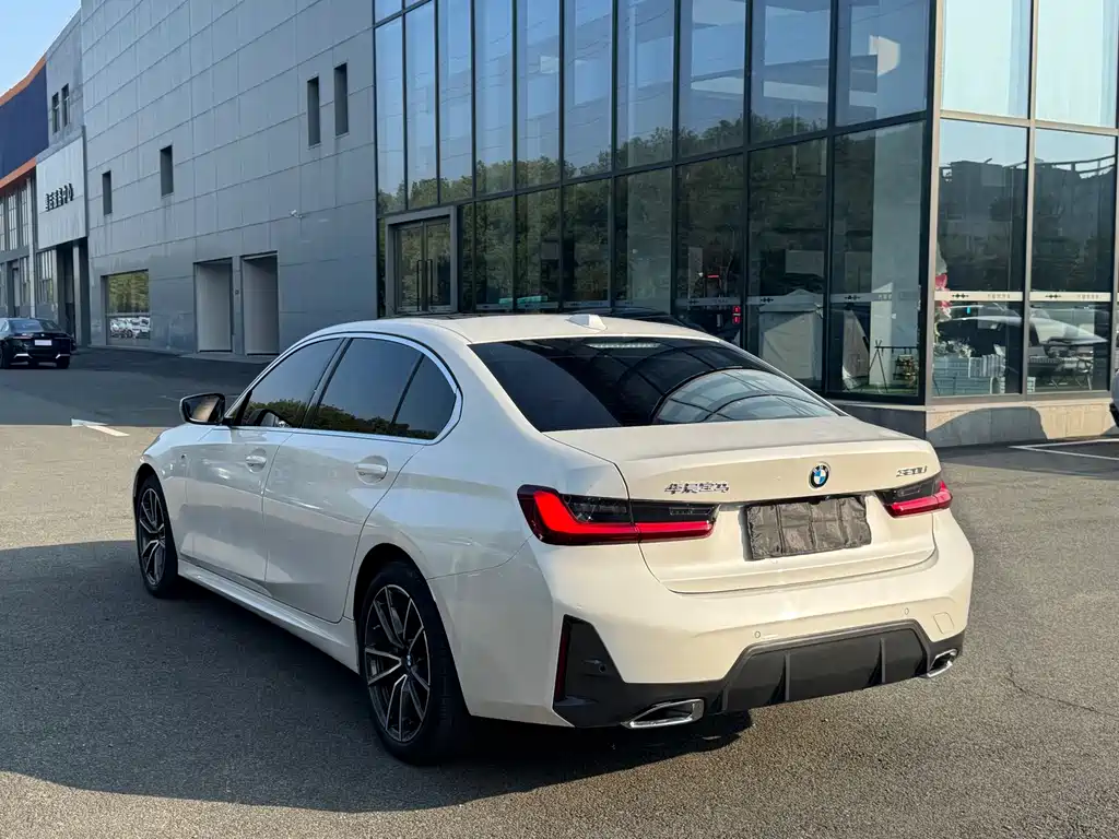 BMW 3 Series — миниатюра 20