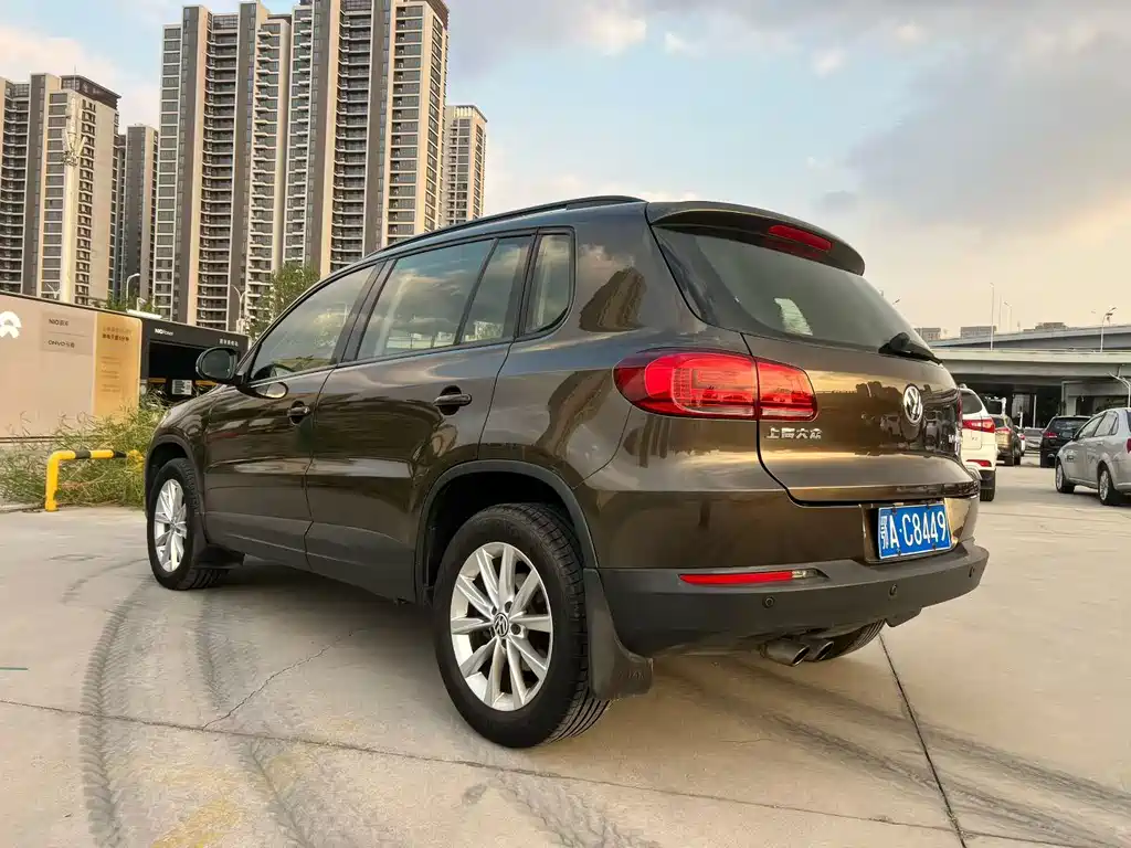 Volkswagen Tiguan — миниатюра 7