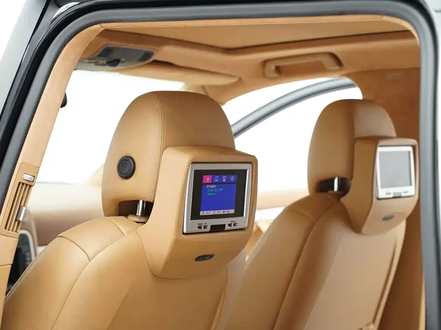 Porsche Cayenne — миниатюра 13