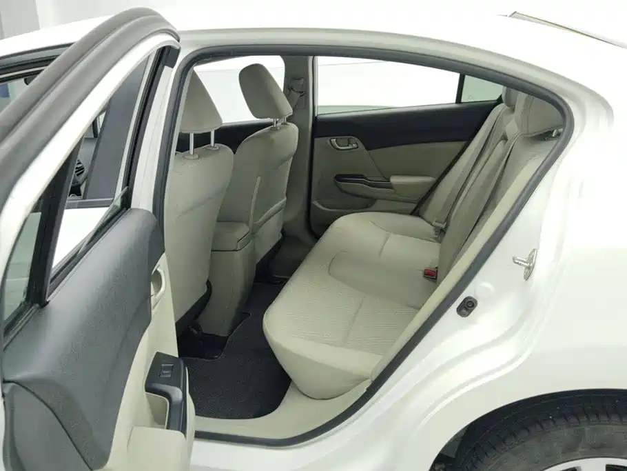 Honda Civic — миниатюра 11