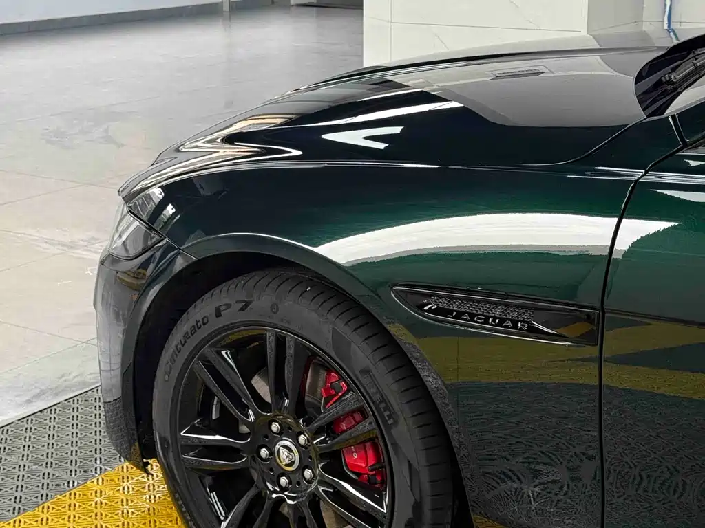 Jaguar XEL 2025 2.0T 250PS R-DYNAMIC 90