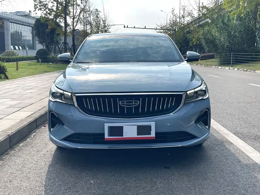 Geely Emgrand — миниатюра 2