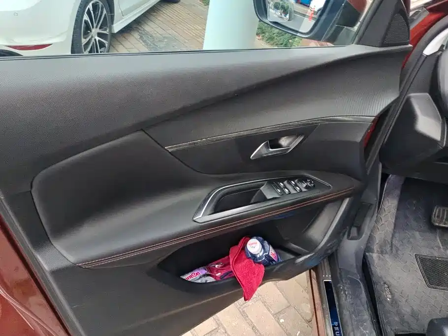 Peugeot 4008 — миниатюра 7