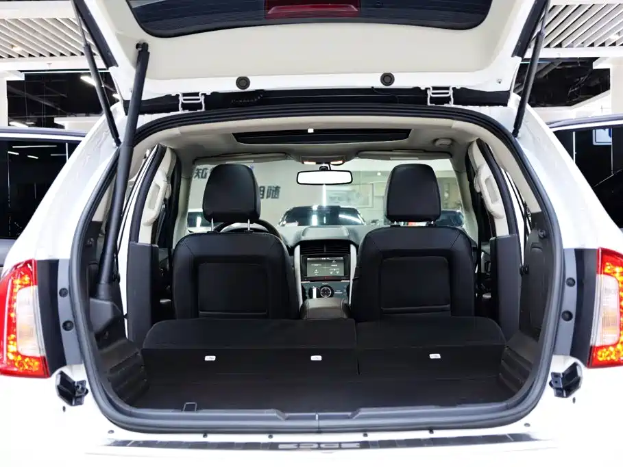 Ford Edge (Import) — миниатюра 32