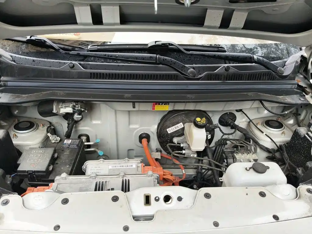Wuling MINIEV — миниатюра 21