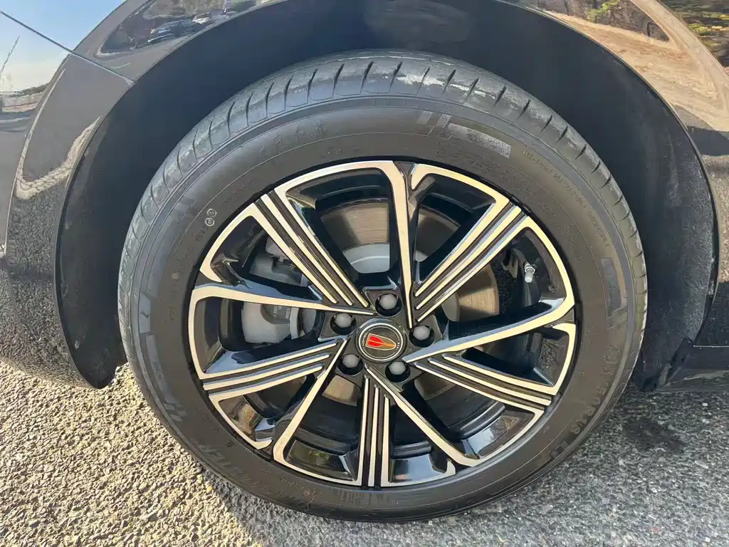 Hongqi Hongqi H5 PHEV — миниатюра 12