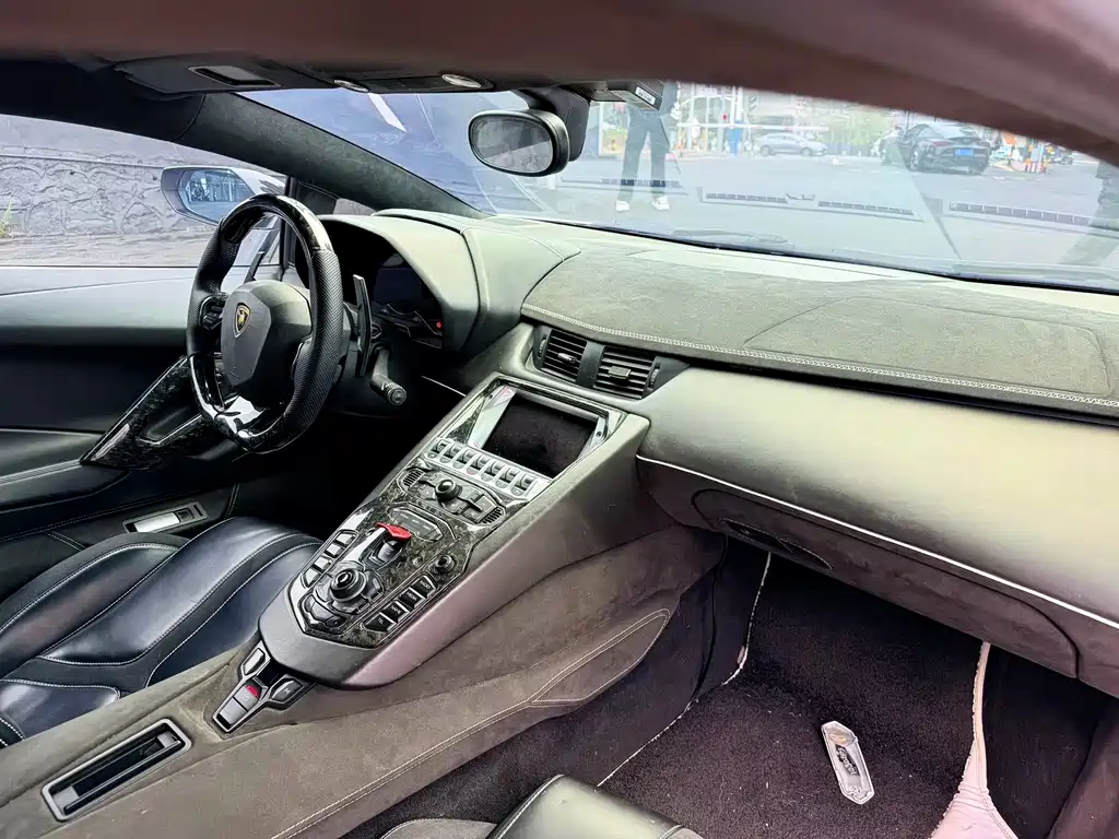 Lamborghini Aventador 2011 LP 700-4