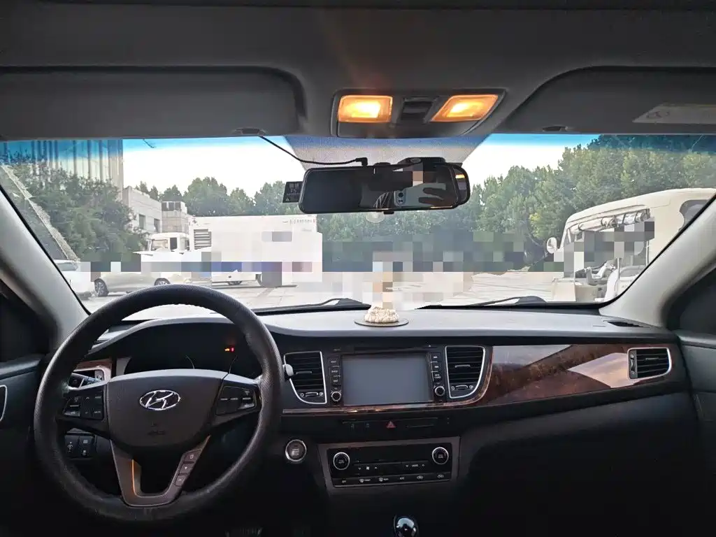 Hyundai Mistra — миниатюра 13