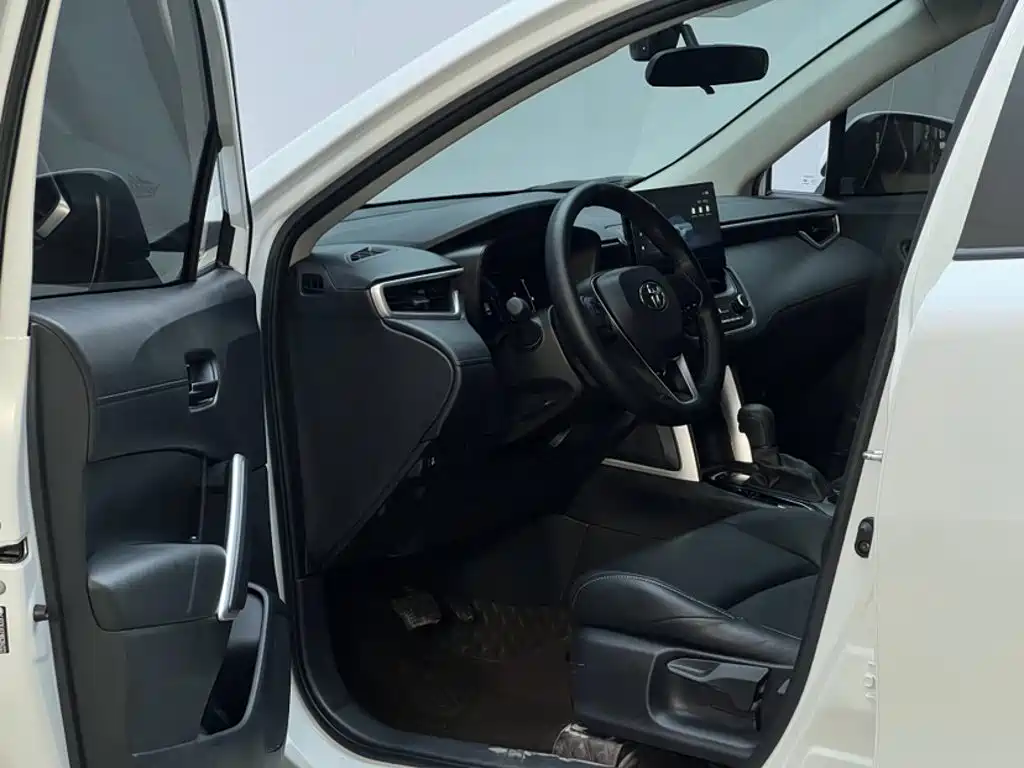 Toyota Frontlander — миниатюра 12
