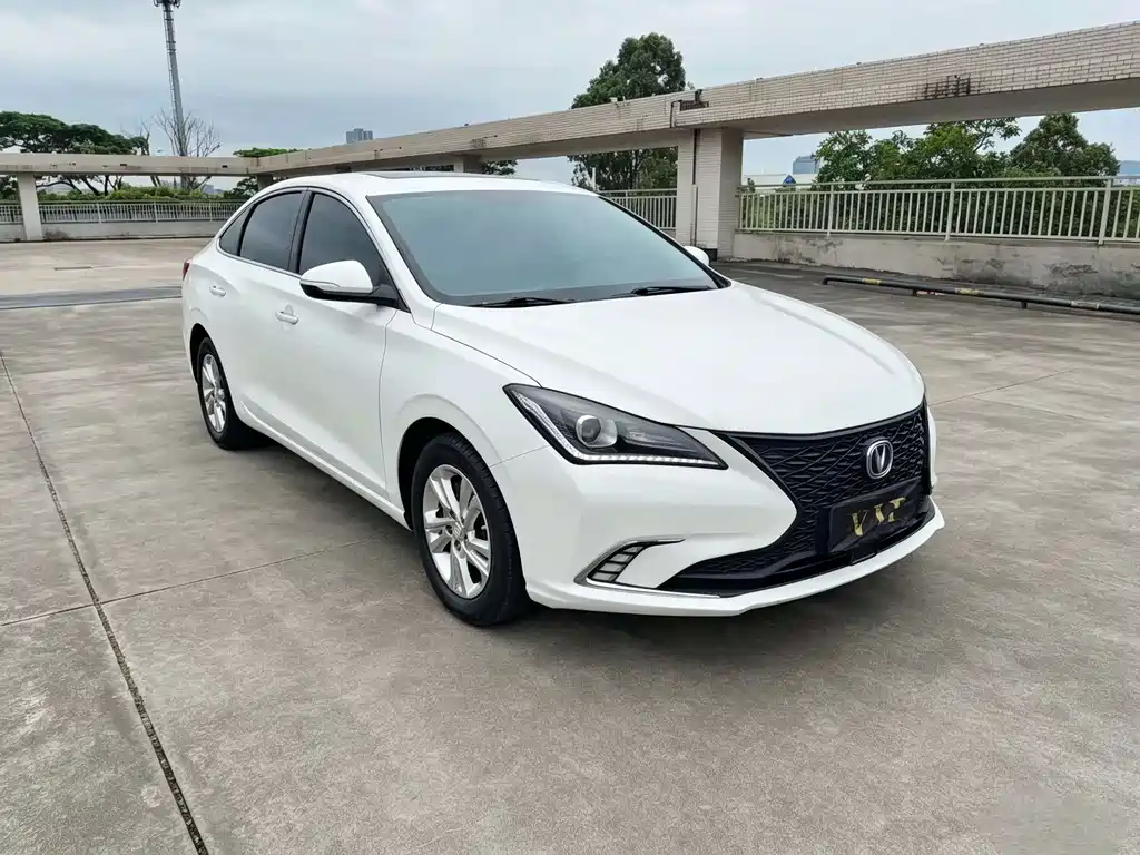 Changan Eado — миниатюра 3