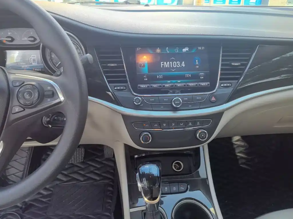 Buick Verano — миниатюра 13