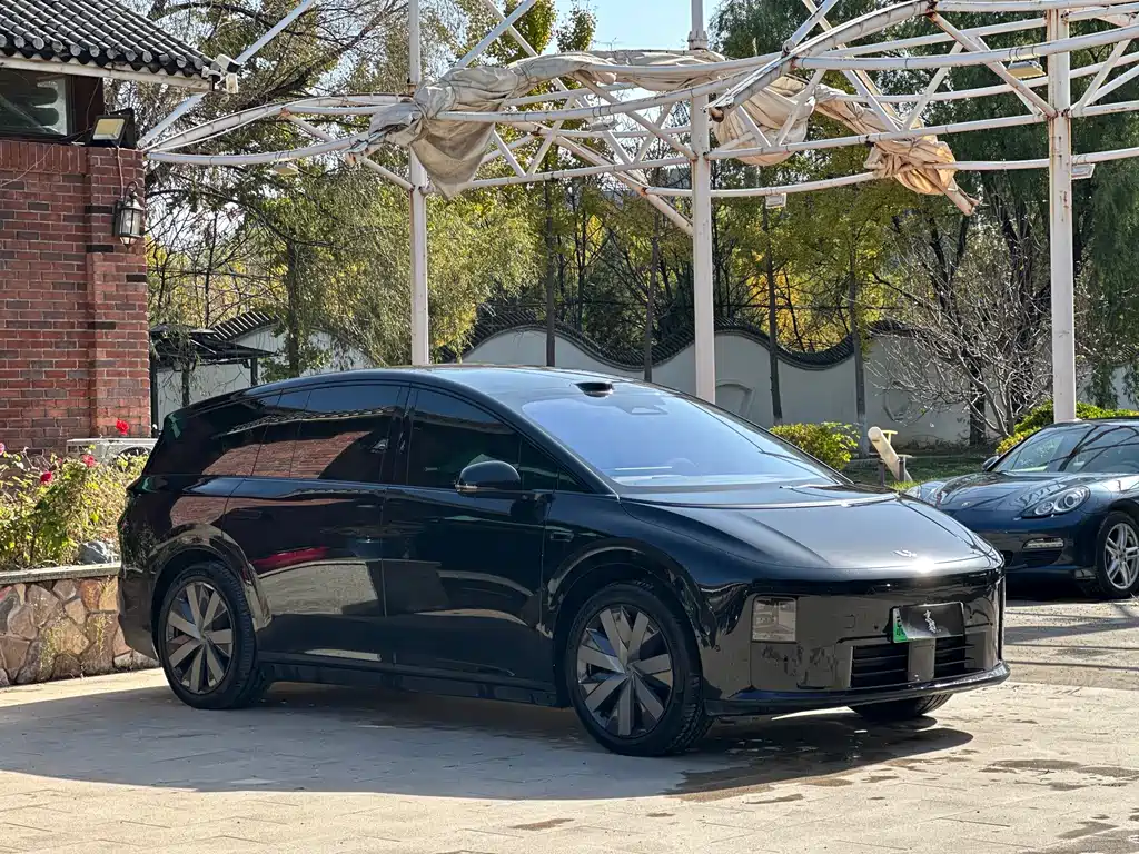 Li Auto Li i8 — миниатюра 3