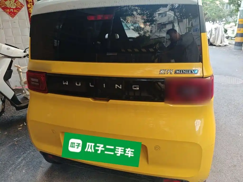Wuling MINIEV — миниатюра 4