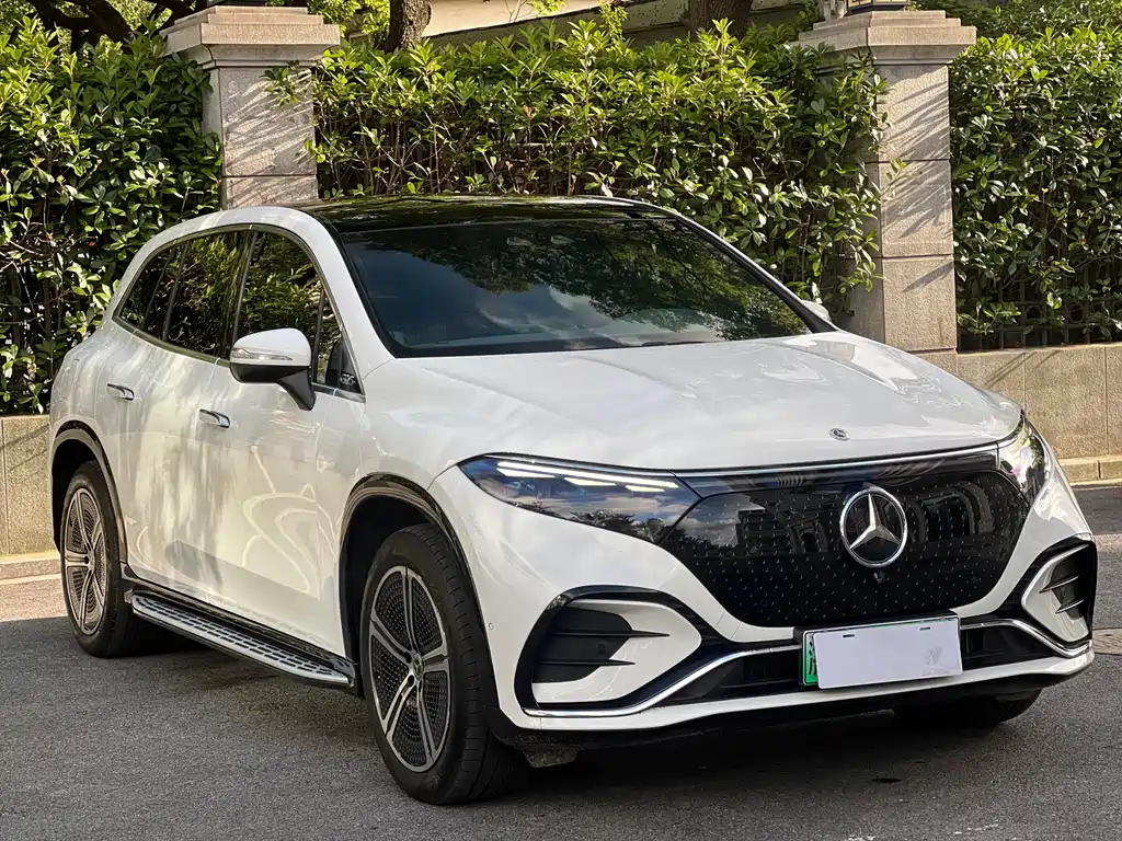 Mercedes-Benz EQS SUV — миниатюра 3