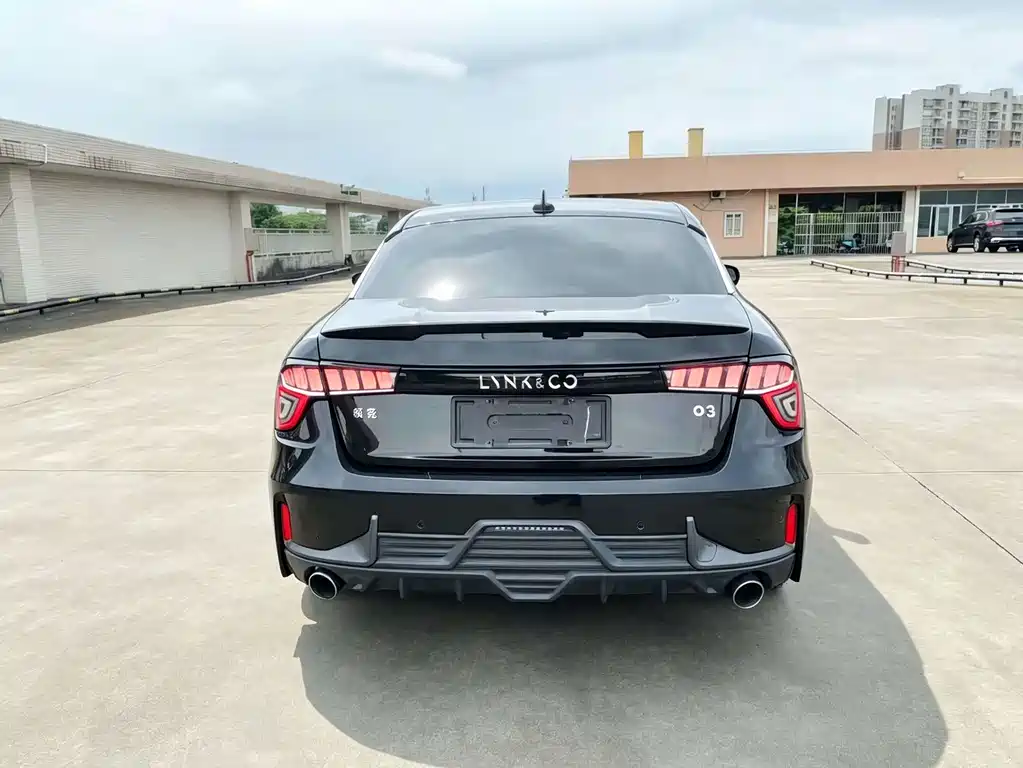 Lynk & Co 03 — миниатюра 8
