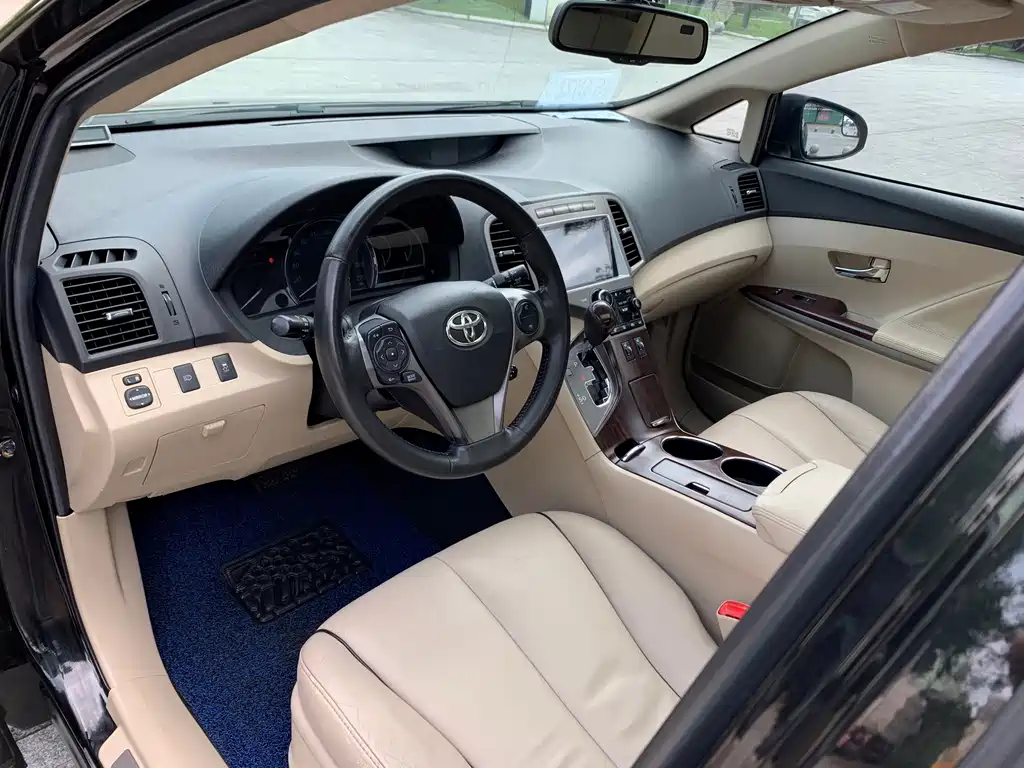 Toyota Venza (Import) — миниатюра 3