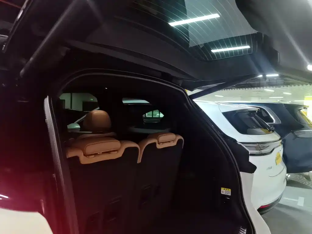 NIO ES8 — миниатюра 19