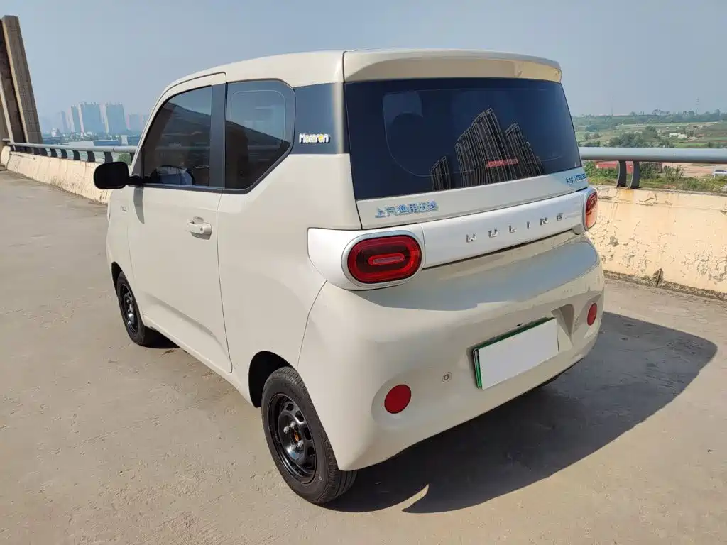 Wuling MINIEV — миниатюра 4