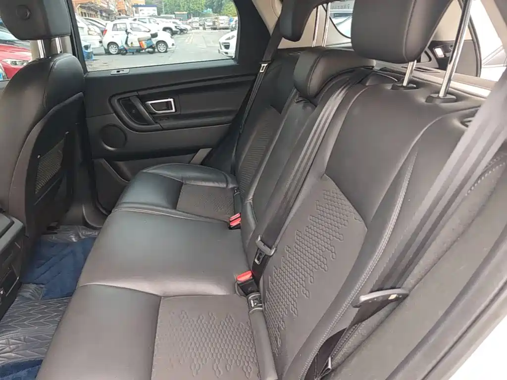 Land Rover Discovery Sport — миниатюра 17