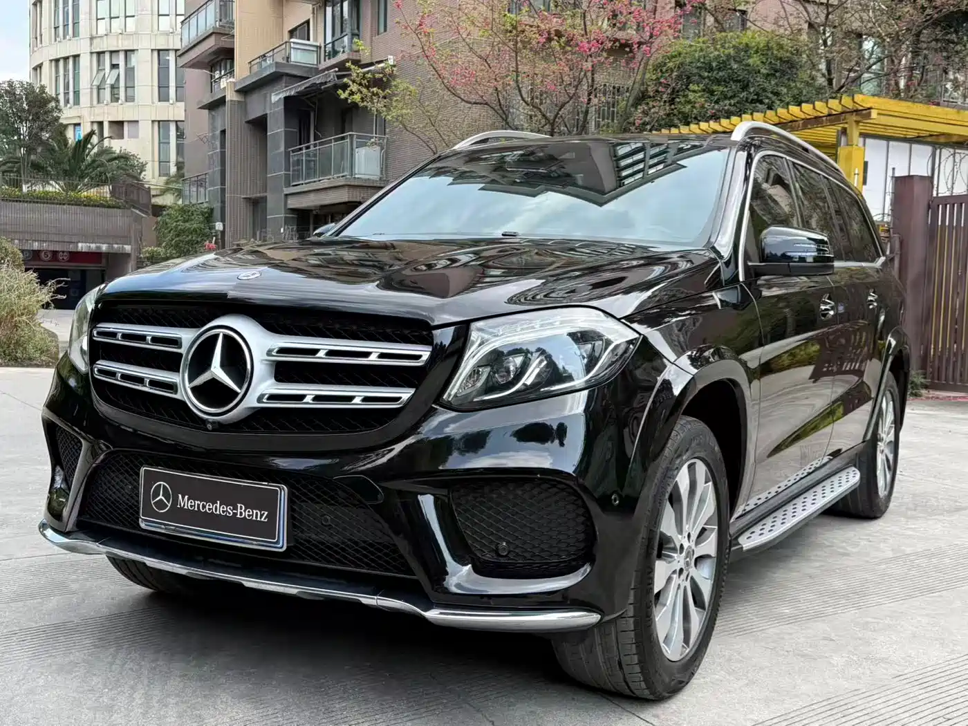 Mercedes-Benz GLS