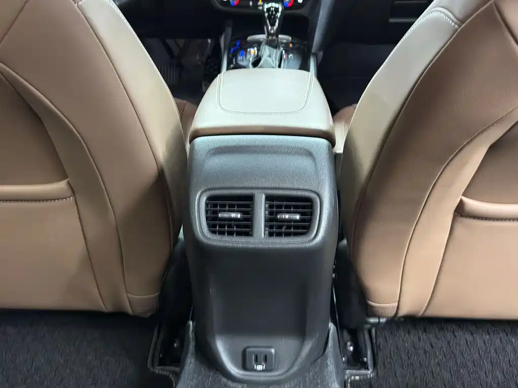 Buick Regal — миниатюра 11