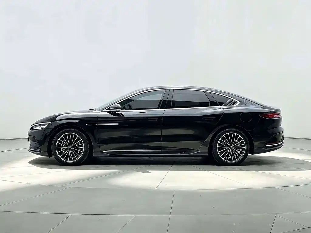 BYD Han — миниатюра 7