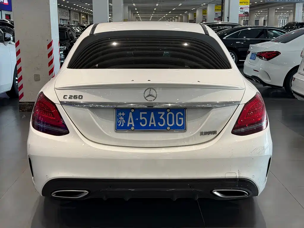 Mercedes-Benz C-Class — миниатюра 4