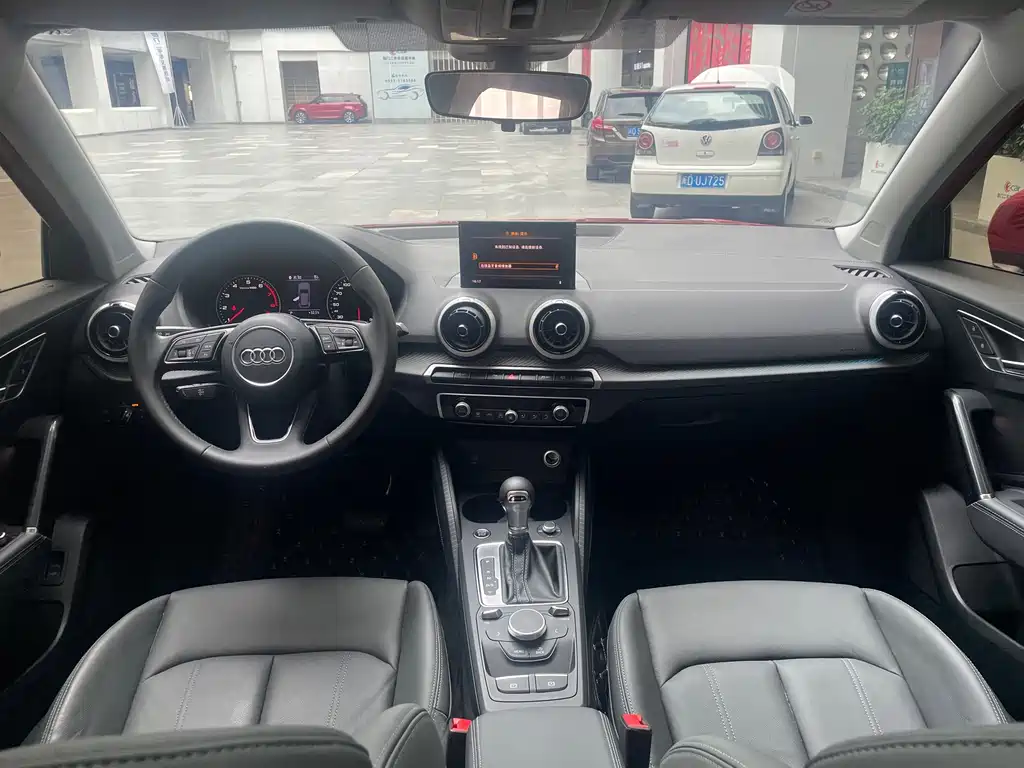 Audi Q2L — миниатюра 8