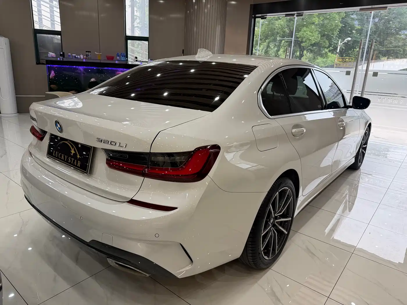 BMW 3 series id 4583651 из Китая 21