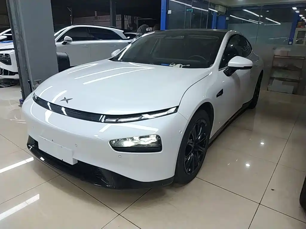 XPeng P7 — миниатюра 2