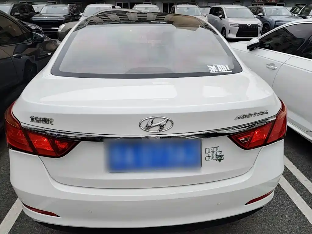 Hyundai Mistra 2014 1.8L AT GLS