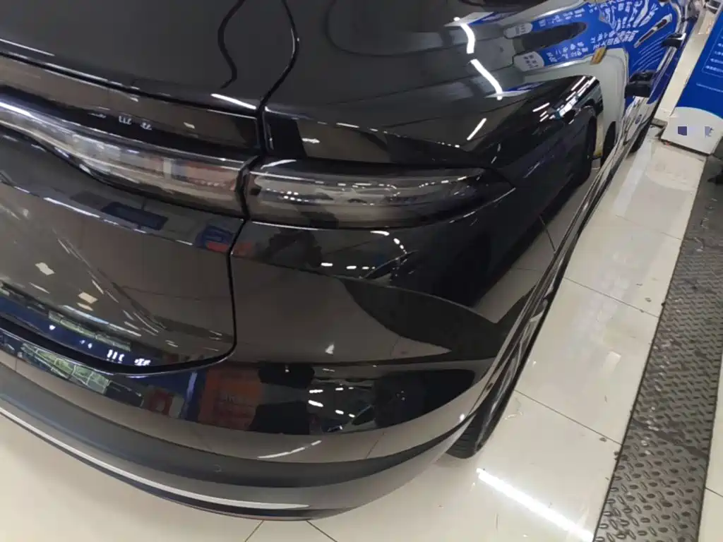 NIO EC6 — миниатюра 8