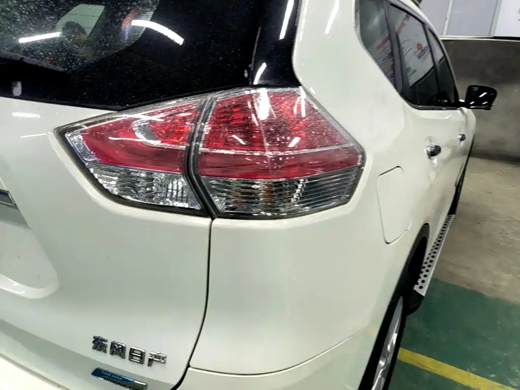 Nissan X-Trail — миниатюра 8