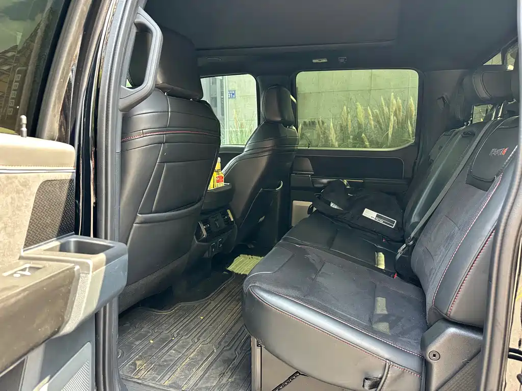 Ford F-150 Raptor — миниатюра 11