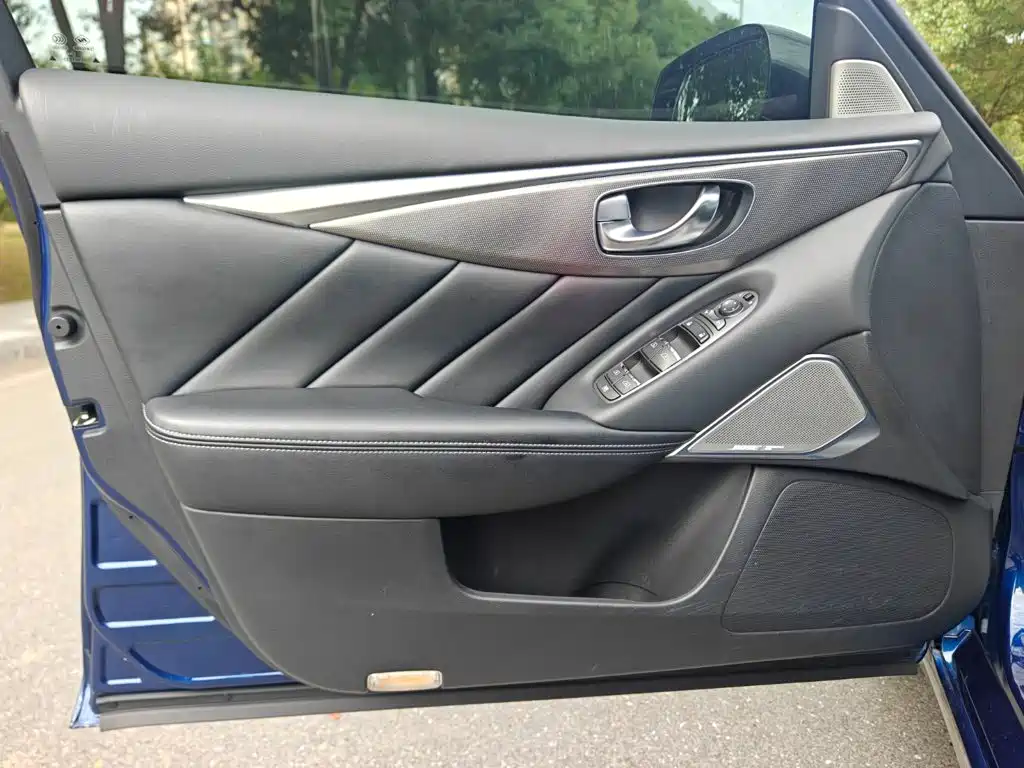 Infiniti Q50L — миниатюра 9