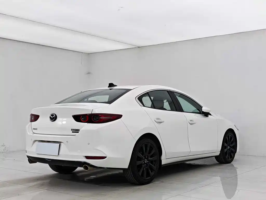 MAZDA 3 ANGKESAILA