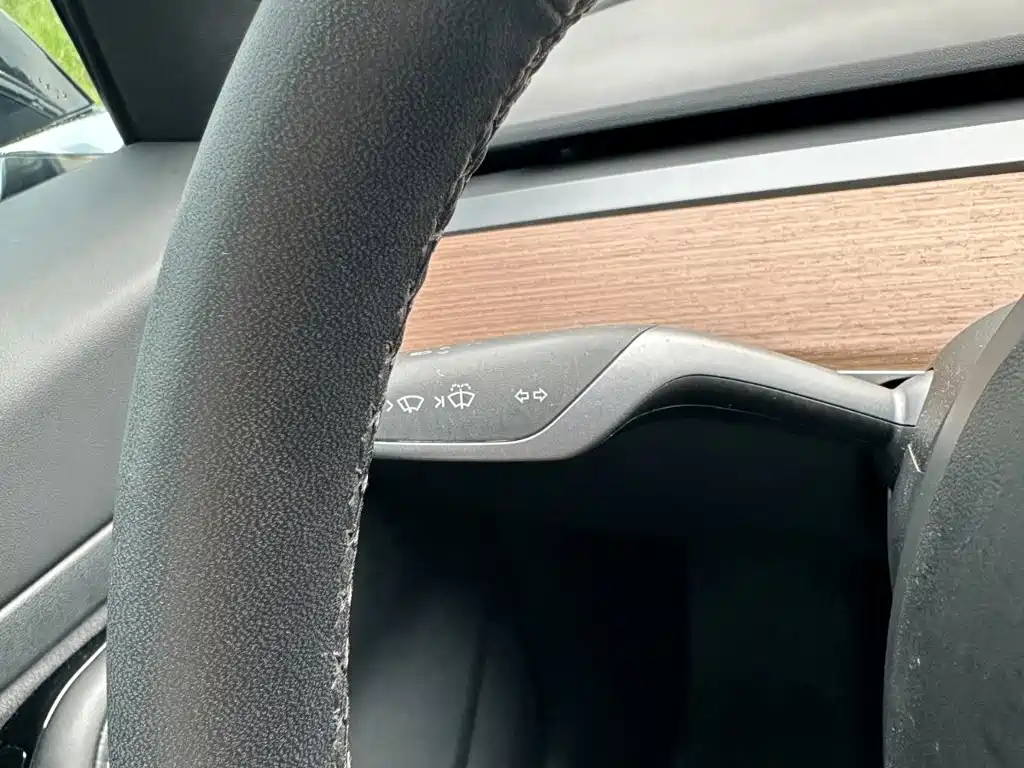Tesla Model 3 — миниатюра 22