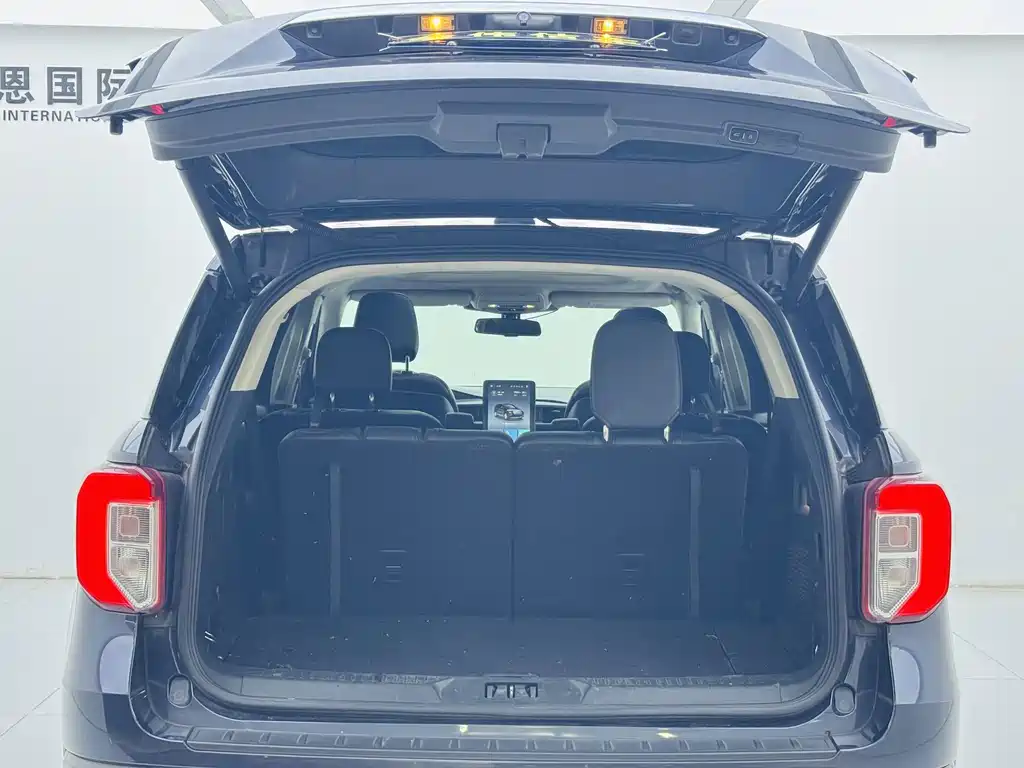 Ford Explorer — миниатюра 16