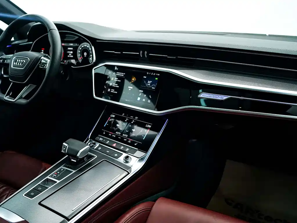 Audi A7L — миниатюра 18