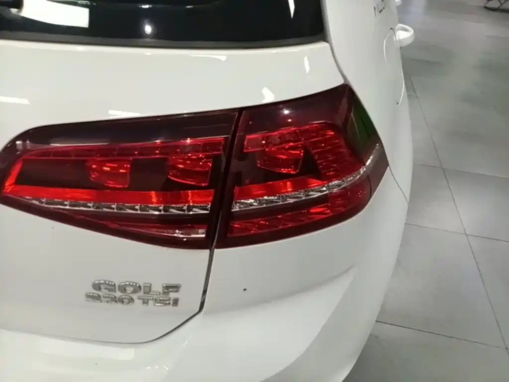 Volkswagen Golf — миниатюра 8